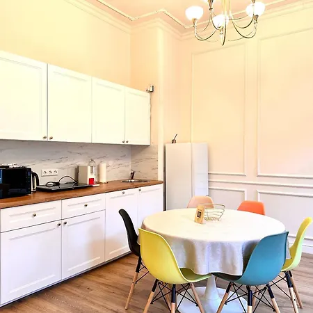 Reichel Sophien 아파트 *