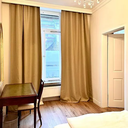 Reichel Sophien Apartamento