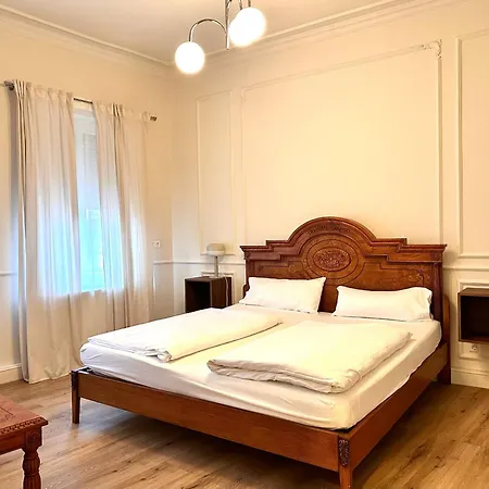 Reichel Sophien Apartman *