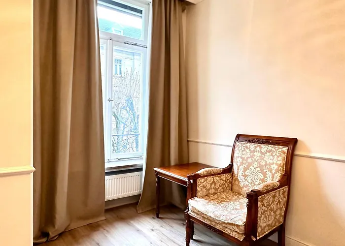 Reichel Sophien 아파트